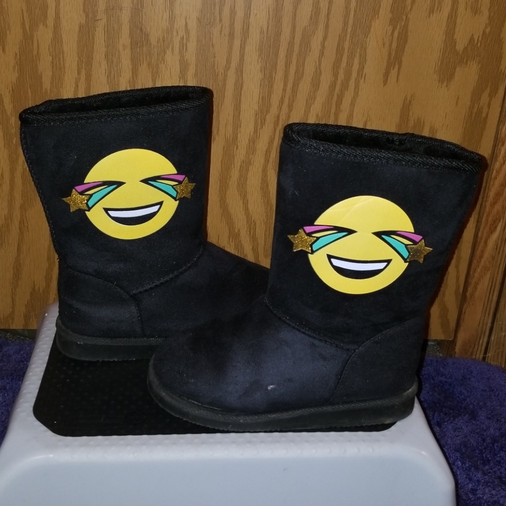 GIRLS BLACK EMOJI BOOTS